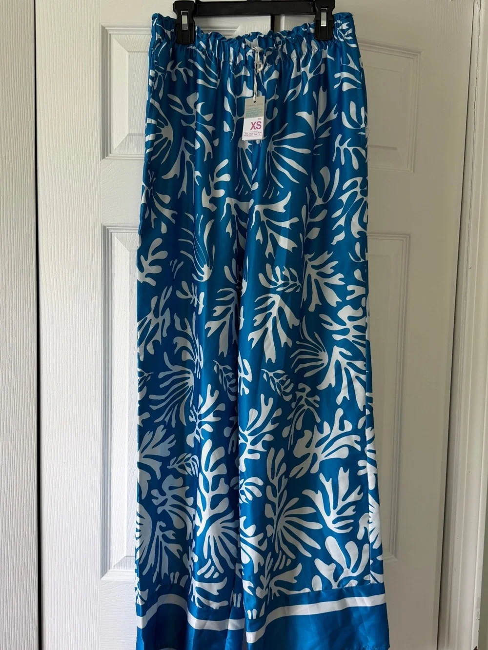 Blue & White Patterned Button-Up Shirt and pant set